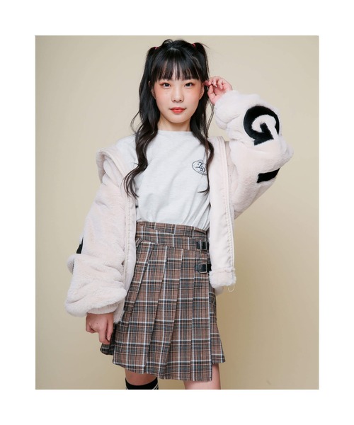 ZIDDY(ジディ)の「ZIDDY/【ニコ☆プチ掲載】 ロゴ ファー フード ジャケット(130cm~160cm)(その他アウター・キッズ・ベージュ/ブラック/パープル・130/150/160/140)」の1枚目の写真