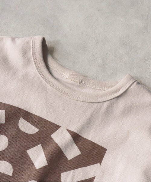 BREEZE by yumi.（ブリーズバイユミ）の「WEB限定 ボックスグラフィックロンT 【BREEZE by yumi.】（Tシャツ/カットソー・キッズ・ベージュ/アイボリー・110/130/80/120/140/90/100）」の9枚目の写真