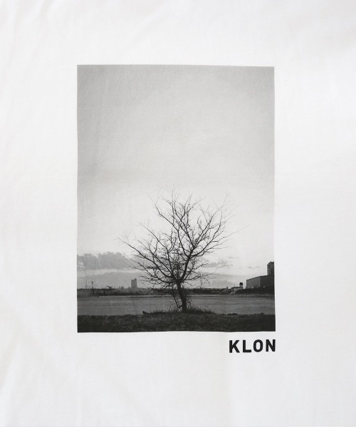 KLON(クローン)の「KLON graphic LONG T -huge tree- (01)(Tシャツ/カットソー・レディース・ホワイト/ブラック・M/L)」の6枚目の写真