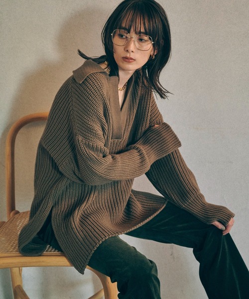MATURED(マチュアード)の「【MATURED/マチュアード】ルーズポロニット(ニット/セーター・レディース・ベージュ/カーキ・FREE)」の2枚目の写真