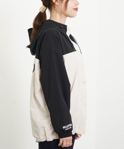 MILKFED.（ミルクフェド）の「BACK LOGO BICOLOR MOUNTAIN PARKA（ブルゾン・レディース・オフホワイト/ライトピンク/ライトブルー・S/M）」の14枚目の写真
