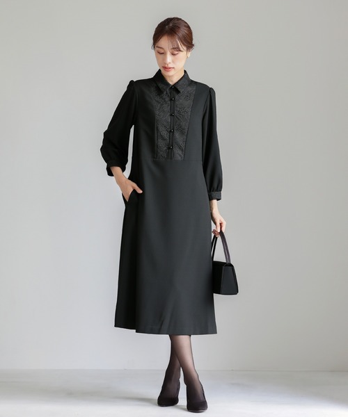 WHITE JOOLA(ホワイトジョーラ)の「喪服・礼服【洗えるフォーマル】胸元レース切り替えデザインブラックフォーマルワンピース(ワンピース・レディース・ブラック・11号/9号/13号/7号/15号)」の5枚目の写真