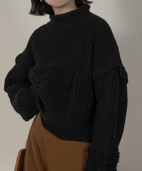 lawgy(ラウジー)の「loop yarn part knit(ニット/セーター・レディース・ブラック/ベージュ・FREE)」の6枚目の写真