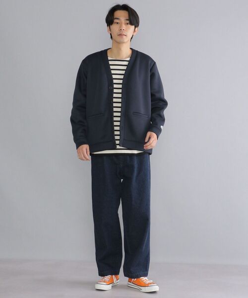 SHIPS(シップス)の「【WEB限定】SHIPS: スタイリッシュ ロゴ ワッペン バルキー ポンチ Vネック カーディガン(カーディガン/ボレロ・メンズ・ライトグレー/ダークグレー/ネイビー・LARGE/MEDIUM/SMALL/X-LARGE)」の7枚目の写真