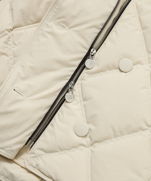 IENKI IENKI（イエンキイエンキ）の「Quilted Puffer Jacket（ダウンジャケット/コート・レディース・ベージュ系その他・S/XS）」の4枚目の写真