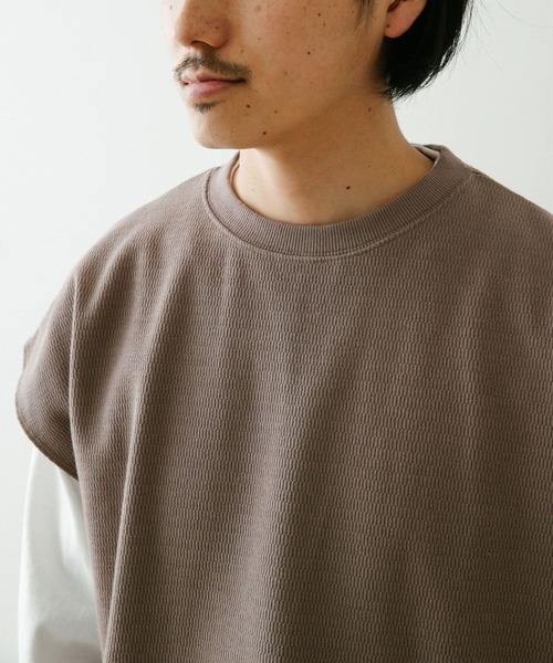 ITEMS URBANRESEARCH（アイテムズ アーバンリサーチ）の「ハニカムワッフルベスト アンサンブル(セットアイテム)（Tシャツ/カットソー・メンズ・グレー/ベージュ/ブラック・MEDIUM/LARGE）」の17枚目の写真