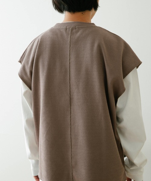 ITEMS URBANRESEARCH（アイテムズ アーバンリサーチ）の「ハニカムワッフルベスト アンサンブル(セットアイテム)（Tシャツ/カットソー・メンズ・グレー/ベージュ/ブラック・MEDIUM/LARGE）」の19枚目の写真