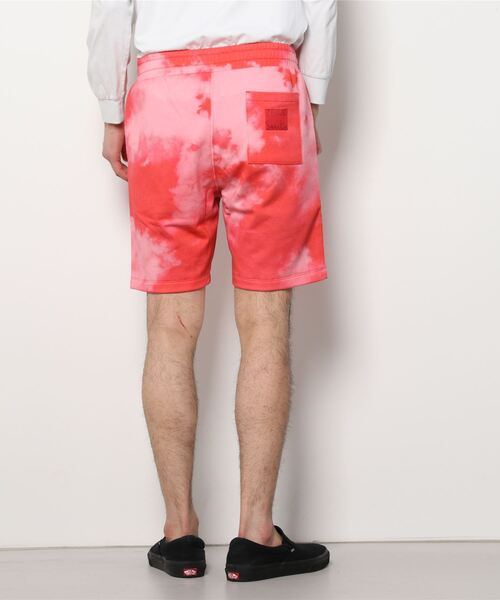 Paul Smith(ポールスミス)の「"Sky" プリント ショーツ / 123512 355X(その他パンツ・メンズ・ブラック系その他/レッド系その他・MEDIUM/LARGE/X-LARGE)」の5枚目の写真