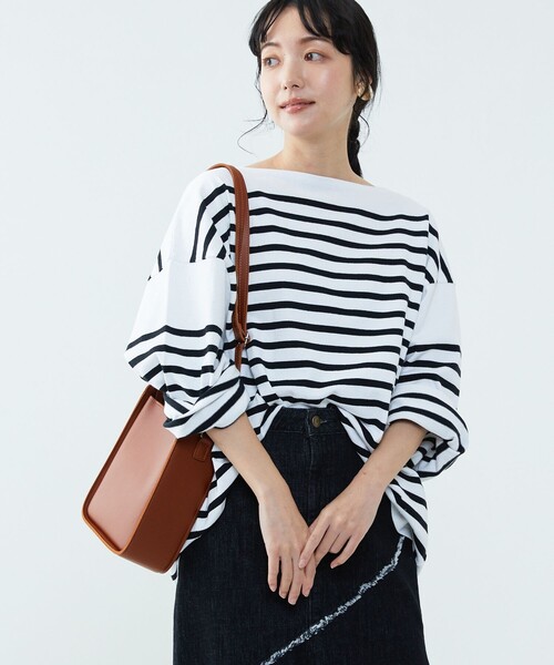 パネルボーダーバスクロングスリーブTシャツ