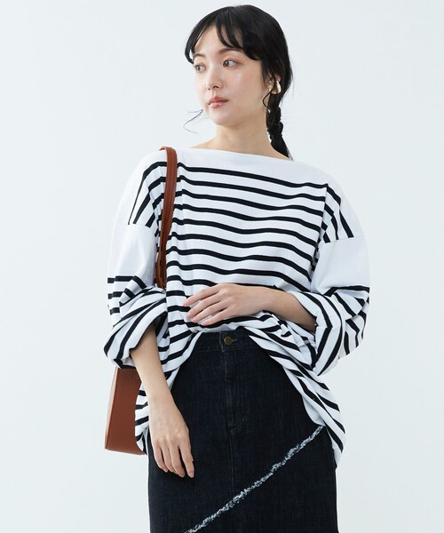 パネルボーダーバスクロングスリーブTシャツ