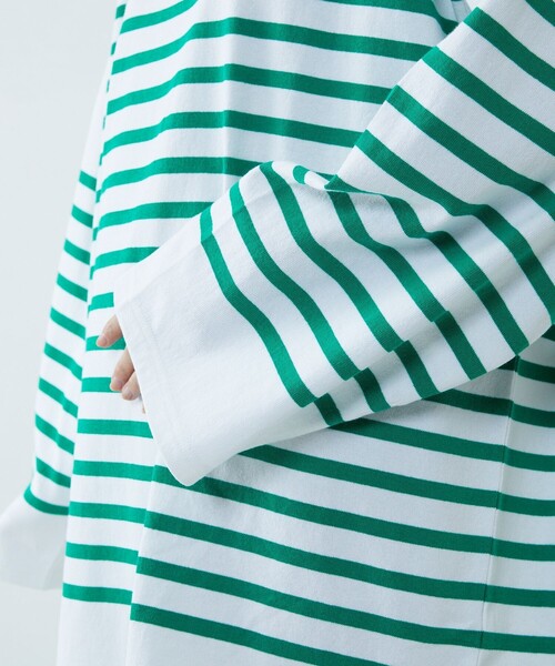 パネルボーダーバスクロングスリーブTシャツ
