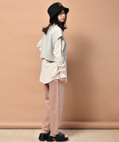 RETRO GIRL（レトロガール）の「ロゴ裏毛ショートベスト（ベスト・レディース・ブルー/グリーン/ライトグレー・FREE）」の8枚目の写真