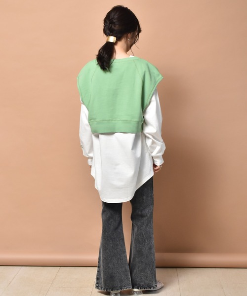 RETRO GIRL（レトロガール）の「ロゴ裏毛ショートベスト（ベスト・レディース・ブルー/グリーン/ライトグレー・FREE）」の22枚目の写真