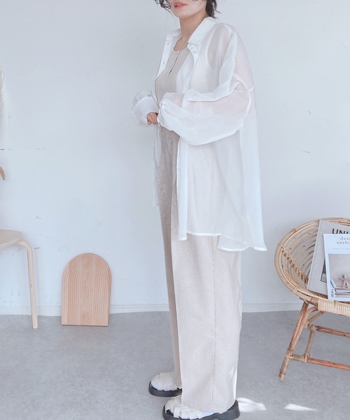 AS KNOW AS plus（アズノゥアズプラス）の「●BIGにシアーシャツ（シャツ/ブラウス・レディース・オフホワイト/ピンク/グリーン/ブルー/ブラック/ブルーグリーン/スモークピンク・FREE）」の12枚目の写真