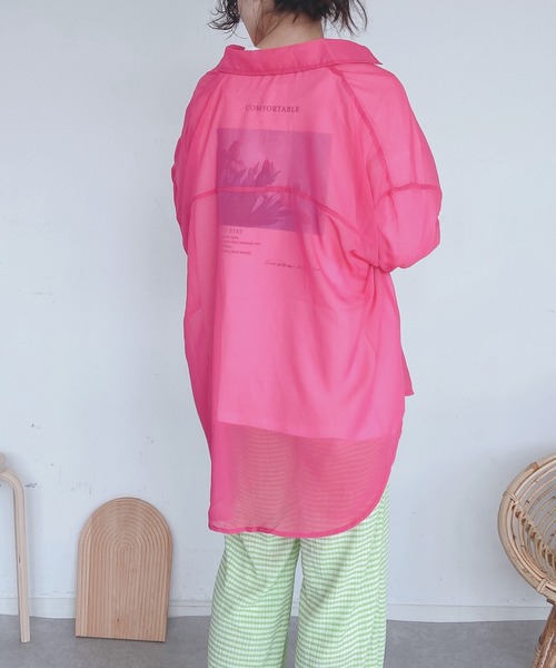 AS KNOW AS plus（アズノゥアズプラス）の「●BIGにシアーシャツ（シャツ/ブラウス・レディース・オフホワイト/ピンク/グリーン/ブルー/ブラック/ブルーグリーン/スモークピンク・FREE）」の22枚目の写真