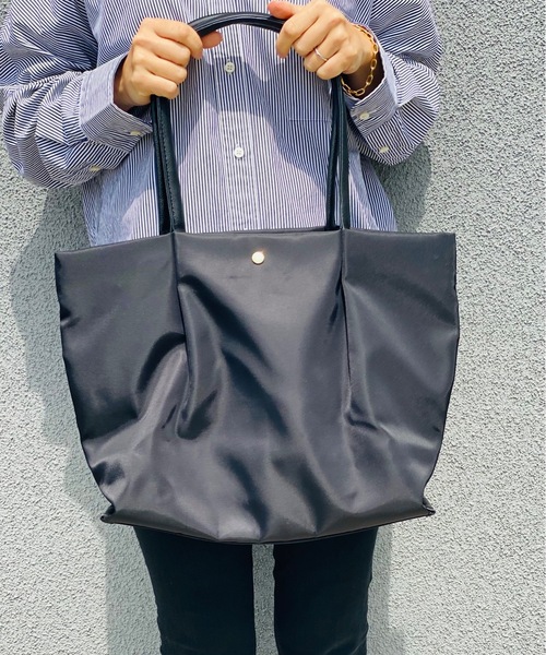 KMC DETAILS（ケーエムシーディテイルズ）の「Legato Largo レガートラルゴ  / 肩楽(かたらく)PC収納 ナイロン トートバッグ / LH-L0001（トートバッグ・レディース・ベージュ/ブラック/グレー/ネイビー/ピンク/ライトブラウン・ONESIZE）」の11枚目の写真