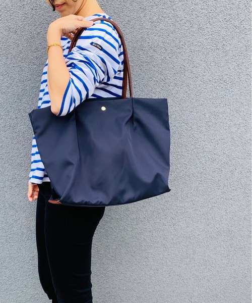 KMC DETAILS（ケーエムシーディテイルズ）の「Legato Largo レガートラルゴ  / 肩楽(かたらく)PC収納 ナイロン トートバッグ / LH-L0001（トートバッグ・レディース・ベージュ/ブラック/グレー/ネイビー/ピンク/ライトブラウン・ONESIZE）」の16枚目の写真