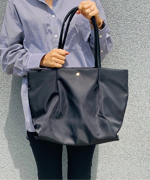 KMC DETAILS（ケーエムシーディテイルズ）の「Legato Largo レガートラルゴ  / 肩楽(かたらく)PC収納 ナイロン トートバッグ / LH-L0001（トートバッグ・レディース・ベージュ/ブラック/グレー/ネイビー/ピンク/ライトブラウン・ONESIZE）」の19枚目の写真