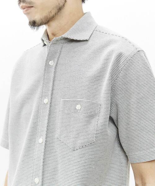 MEN'S MELROSE(メンズメルローズ)の「ハニカムボーダージャージシャツ(シャツ/ブラウス・メンズ・ネイビー/ダークネイビー/グレー・2/5/4/3)」の4枚目の写真