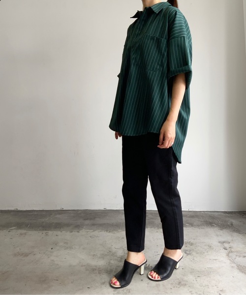 THE TWENTYSEVEN(ザ トゥエンティーセブン)の「The TWENTYSEVEN:CTN PIN STRIPE WORK SHIRTS S/S ピンストワークシャツショートスリーブ(シャツ/ブラウス・レディース・ホワイト/グレイッシュベージュ/チャコールグレー/グリーン・L/M/XL)」の9枚目の写真