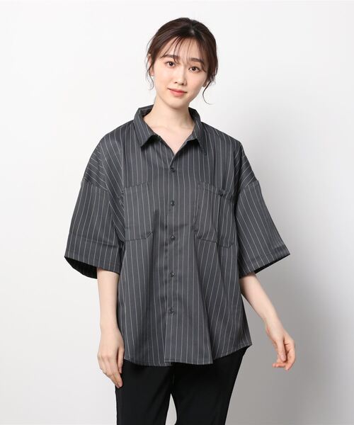 THE TWENTYSEVEN(ザ トゥエンティーセブン)の「The TWENTYSEVEN:CTN PIN STRIPE WORK SHIRTS S/S ピンストワークシャツショートスリーブ(シャツ/ブラウス・レディース・ホワイト/グレイッシュベージュ/チャコールグレー/グリーン・L/M/XL)」の7枚目の写真