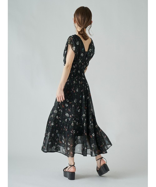 SNIDEL ウエストシャーリングシフォンワンピース ブラック SNIDEL（スナイデル）の「ウエストシャーリングシフォン