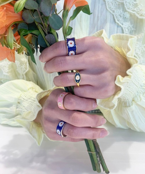 lala Born(ララボーン)の「フラワーデザインリング(リング・レディース・ピンク/シルバー/ゴールド・FREE)」の6枚目の写真