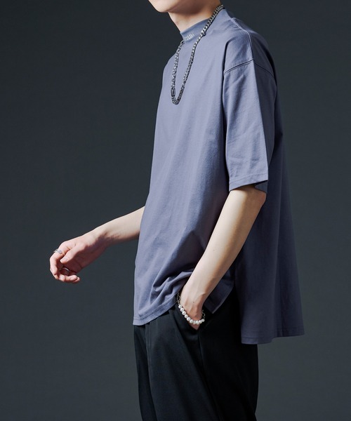 Ellno Loset(エルノロゼット)の「モックネックシシュウTシャツ(Tシャツ/カットソー・メンズ・ブラック/オフホワイト/ダークブルー・MEDIUM/LARGE)」の5枚目の写真