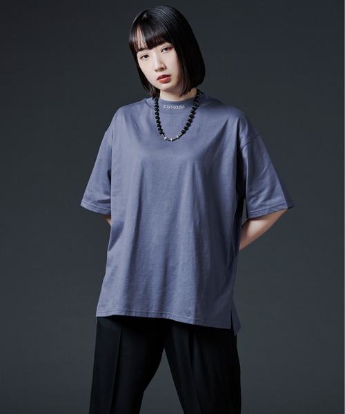 Ellno Loset(エルノロゼット)の「モックネックシシュウTシャツ(Tシャツ/カットソー・メンズ・ブラック/オフホワイト/ダークブルー・MEDIUM/LARGE)」の7枚目の写真