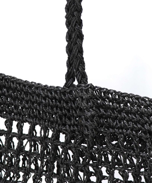 Bermosa（ベルモサ）の「ざっくり編み カゴバッグ（かごバッグ・レディース・アイボリー/ブラック/ベージュ/グリーン系その他/ピンク系その他/グレー・FREE）」の12枚目の写真