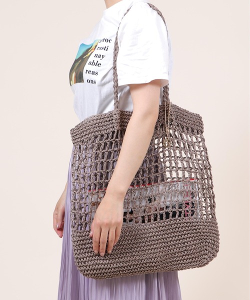 Bermosa（ベルモサ）の「ざっくり編み カゴバッグ（かごバッグ・レディース・アイボリー/ブラック/ベージュ/グリーン系その他/ピンク系その他/グレー・FREE）」の19枚目の写真