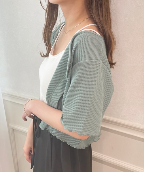 apres jour（アプレジュール）の「カップ付きキャミインナー【ZOZOTOWN限定アイテム】（キャミソール・レディース・ブラック/オフホワイト/ピンク/アイボリー/ミント・X-LARGE/フリー）」の9枚目の写真