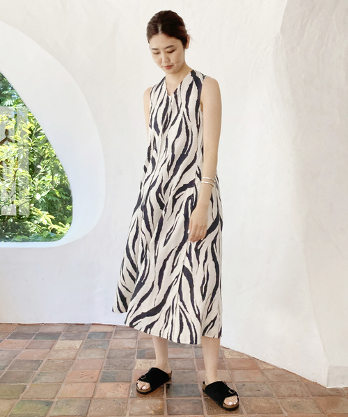 イエナ　ゼブラ ワンピース 38 パネルAラインワンピース IENA（イエナ）の「パネルAラインワンピース（ワンピース）」 - WEAR