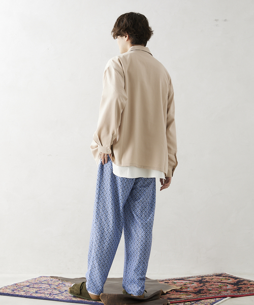 JOURNAL STANDARD relume（ジャーナルスタンダード　レリューム）の「WAFFLE プリント総柄 リラックスパンツ（その他パンツ・メンズ・チャコールグレー/ベージュ/ブルー系その他/キャメル・MEDIUM/LARGE）」の20枚目の写真