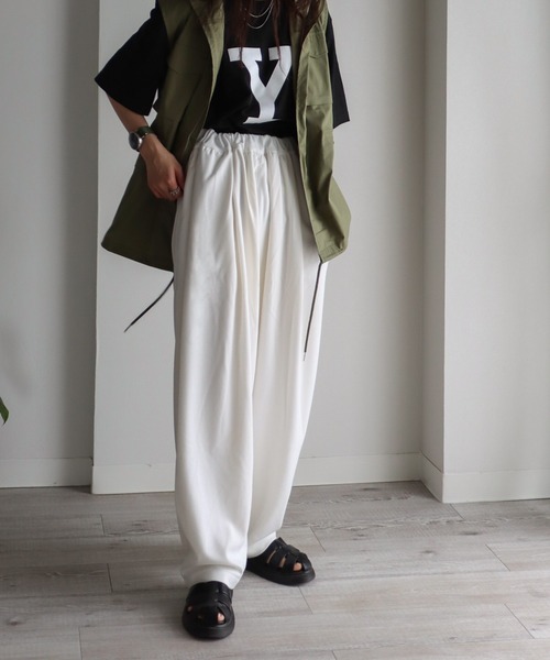 COURO（コウロ）の「ウエストギャザースウェットパンツ（スウェットパンツ・レディース・ホワイト/ブラック/オレンジ・M/L）」の9枚目の写真