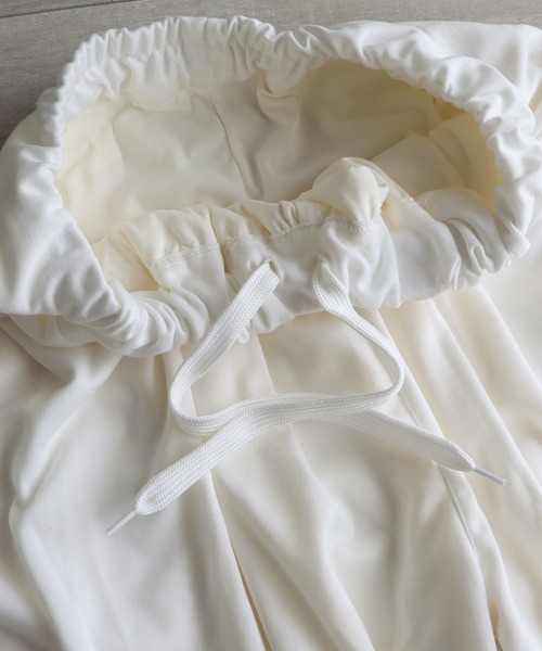 COURO（コウロ）の「ウエストギャザースウェットパンツ（スウェットパンツ・レディース・ホワイト/ブラック/オレンジ・M/L）」の10枚目の写真