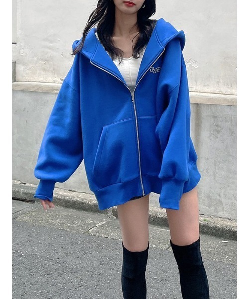 ENVYM（アンビー）の「エンブレムルーズＰＫ（パーカー・レディース・ホワイト/ブラック/ブラウン/ブルー・FREE）」の10枚目の写真