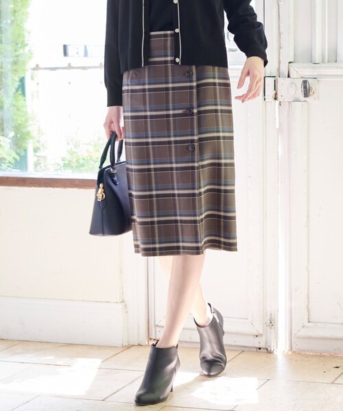 ANY SIS(エニィスィス)の「【美人百花10月号掲載】2WAYリバーシブルラップ スカート(スカート・レディース・ベージュ系3/グレー系3/ブラック系3/ダークブラウン系3・3/2/1)」の3枚目の写真