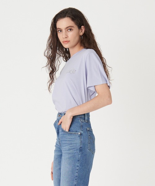 Levi's(リーバイス)の「Levi's/リーバイス SILVERTAB グラフィック JET Tシャツ CIRCLE COSMIC SKY(Tシャツ/カットソー・レディース・レッド・S/XS/M)」の4枚目の写真