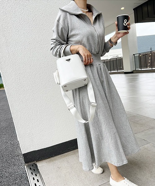 NANING9（ナンニング）の「NANING9 フロントジップシャーリングワンピ（ワンピース・レディース・ブラック/グレー・FREE）」の6枚目の写真