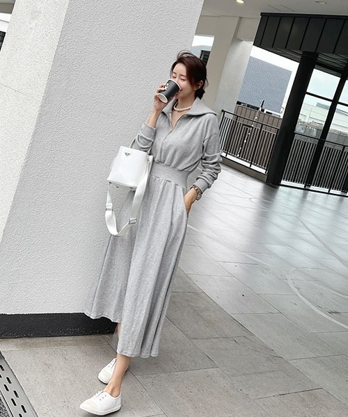 NANING9（ナンニング）の「NANING9 フロントジップシャーリングワンピ（ワンピース・レディース・ブラック/グレー・FREE）」の3枚目の写真