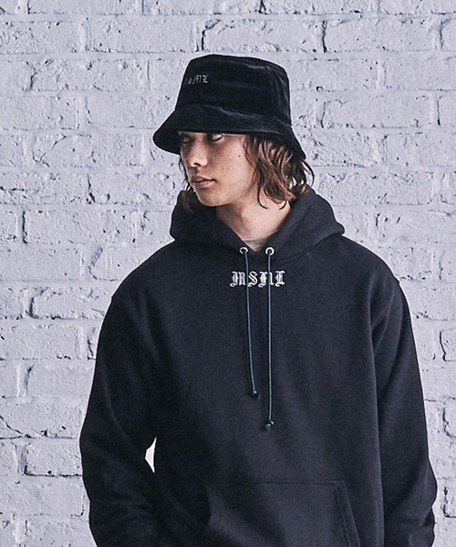 MSML（エムエスエムエル）の「VELOUR BUCKET HAT（ハット・メンズ・ブラック/レッド・ONE SIZE）」の6枚目の写真