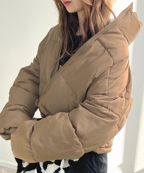 Futier land（フューティアランド）の「スタンドショート丈フェイクダウン（ダウンジャケット/コート・レディース・ブラック/ベージュ/アイボリー/ブルー・MEDIUM）」の13枚目の写真