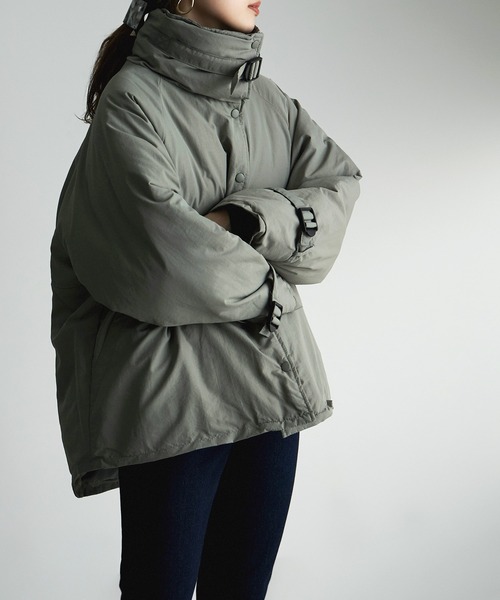 etoll.（エトル）の「スタンドベルトフェイクペディンジャケット（ダウンジャケット/コート・レディース・ライトカーキ/アイボリー/ブラック・M）」の3枚目の写真