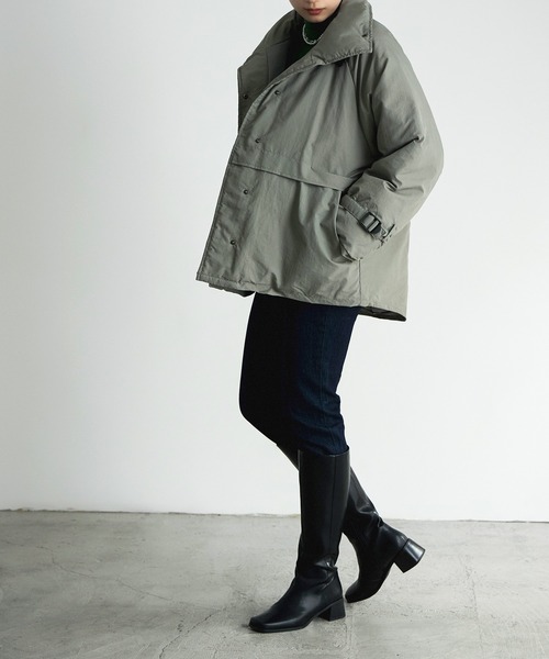 etoll.（エトル）の「スタンドベルトフェイクペディンジャケット（ダウンジャケット/コート・レディース・ライトカーキ/アイボリー/ブラック・M）」の20枚目の写真