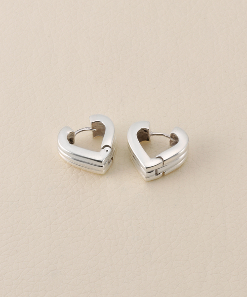 専用です。LAVER ラバー　ハート　ピアス　シルバー LAVER（ラバー）の「【LAVER/ラバー】HEART ピアス SILVER（両耳