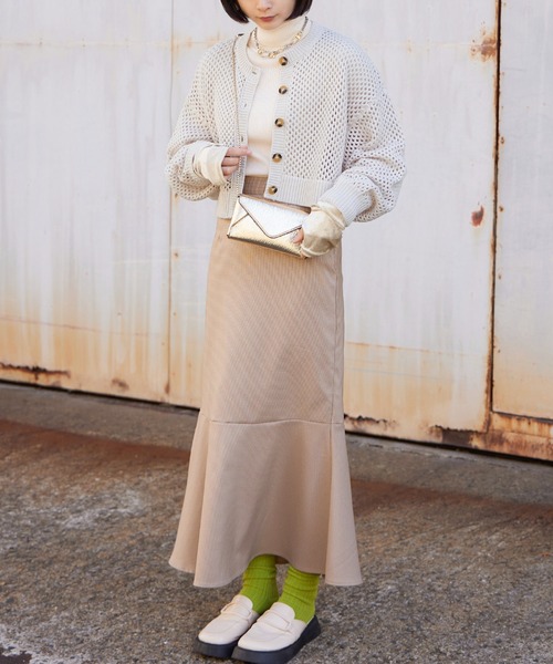 Fashion Letter（ファッションレター）の「ショート丈かぎ編みカーディガン（カーディガン/ボレロ・レディース・グリーン系その他/レッド系その他/ベージュ系その他/グレイッシュベージュ/ブラック・M）」の6枚目の写真