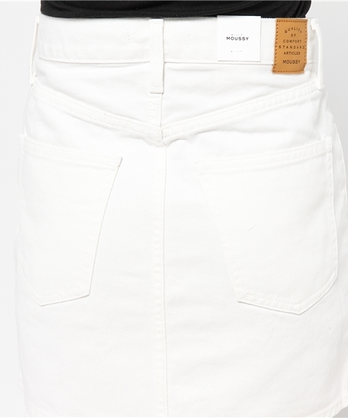 MOUSSY（マウジー）の「DENIM MINI SK（デニムスカート・レディース・ライトブルー/ホワイト・1/2/0）」の9枚目の写真