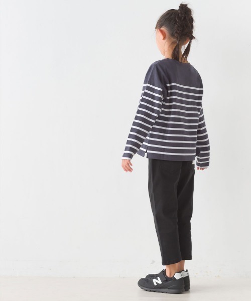 OMNES(オムネス)の「キッズパネルボーダーコットン長袖Tシャツ(Tシャツ/カットソー・キッズ・ホワイト×グリーン/ホワイト×ブルー/ホワイト×ブラック/ネイビー×ホワイト/グレー系その他/ホワイト系その他・120/130/140/110/100/90/80)」の11枚目の写真