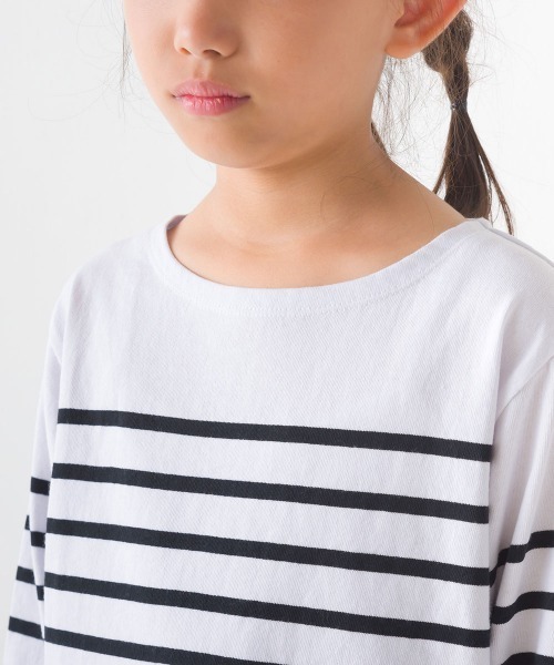 OMNES(オムネス)の「キッズパネルボーダーコットン長袖Tシャツ(Tシャツ/カットソー・キッズ・ホワイト×グリーン/ホワイト×ブルー/ホワイト×ブラック/ネイビー×ホワイト/グレー系その他/ホワイト系その他・120/130/140/110/100/90/80)」の10枚目の写真
